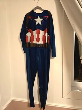 Rubie's Captain America Superhero Costume Size Med Boys